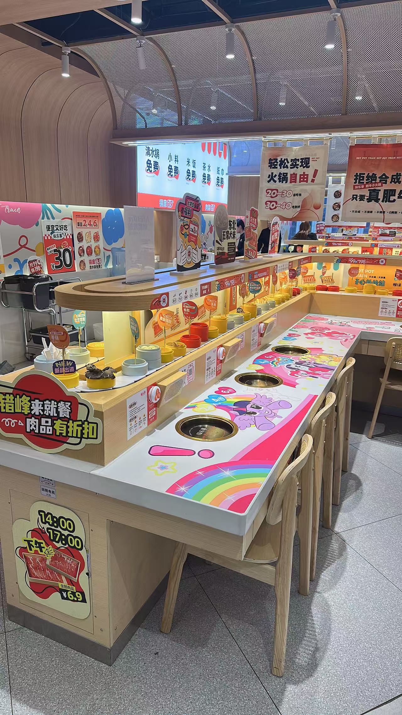 回轉(zhuǎn)壽司設(shè)備